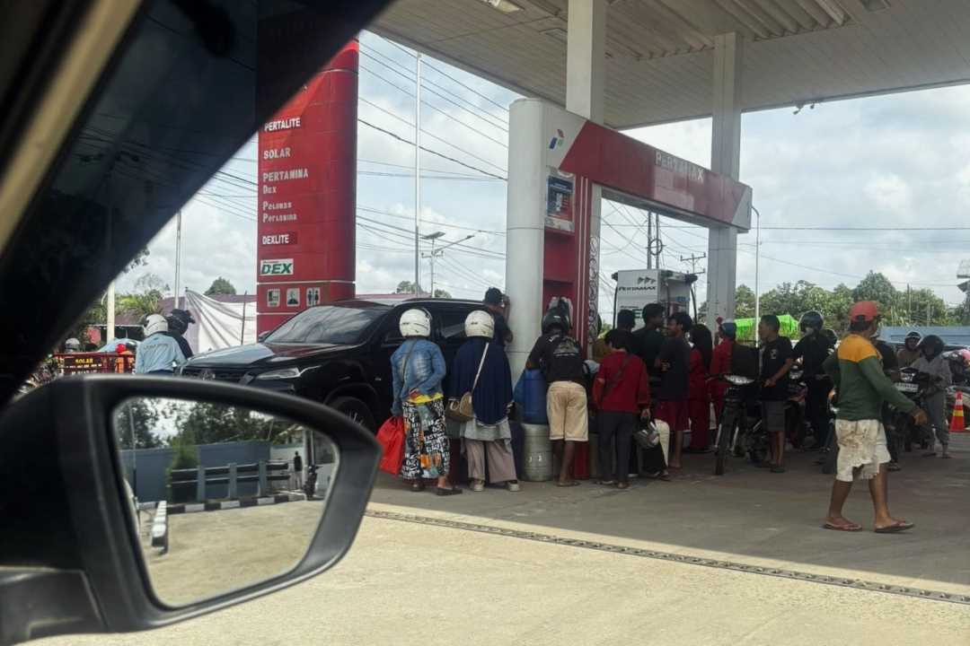 BBM Langka 4 Hari, Bala Tegur Keras Pertamina: Jangan Tunggu Kemarau Baru Sibuk!