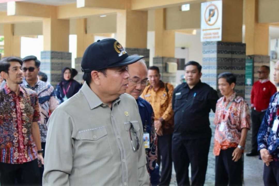 Minta Kapolres Sintang Kawal Seluruh Proyek APBN, Lasarus Gandeng Kementerian PU Tinjau RSUD Ade M Djoen