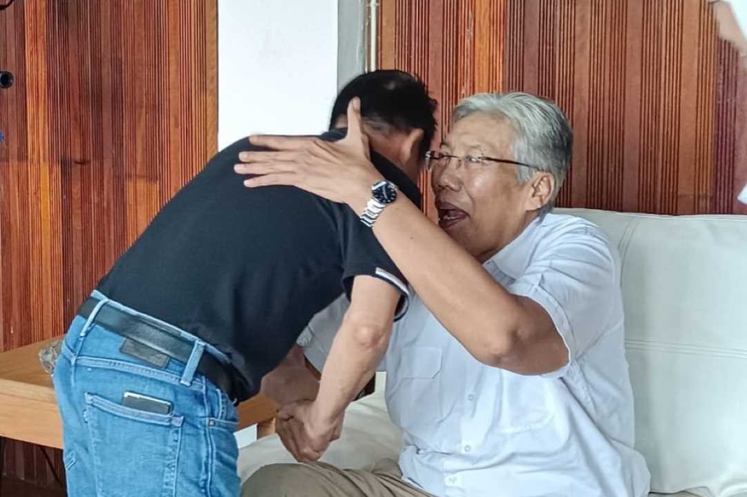 Silaturahmi Lebaran di Rumah Kopi Kelam, Pesan Jarot ke Bala: Urus yang Pasti Saja