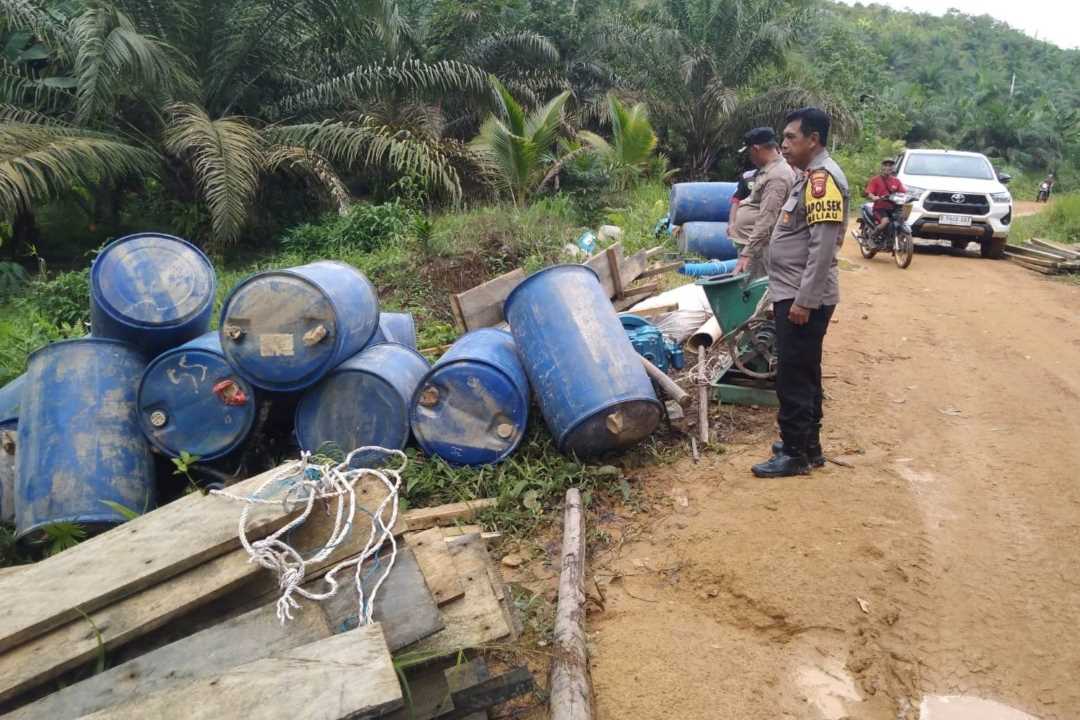 Aparat Temukan 15 Set Mesin Tambang di Sungai Botan Akek, Kapolsek Meliau Tegaskan Larangan PETI