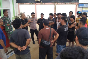 Truk Angkut Belasan Drum BBM di Meliau Viral, Kades Akui Terbitkan Surat Rekomendasi