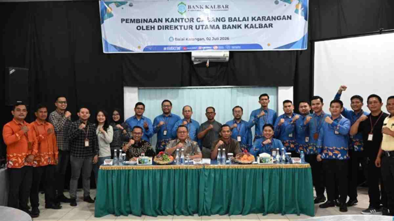 Dirut Bank Kalbar Kunjungi Sejumlah Cabang, Tekankan Soliditas SDM dan Digitalisasi Hadapi 2026