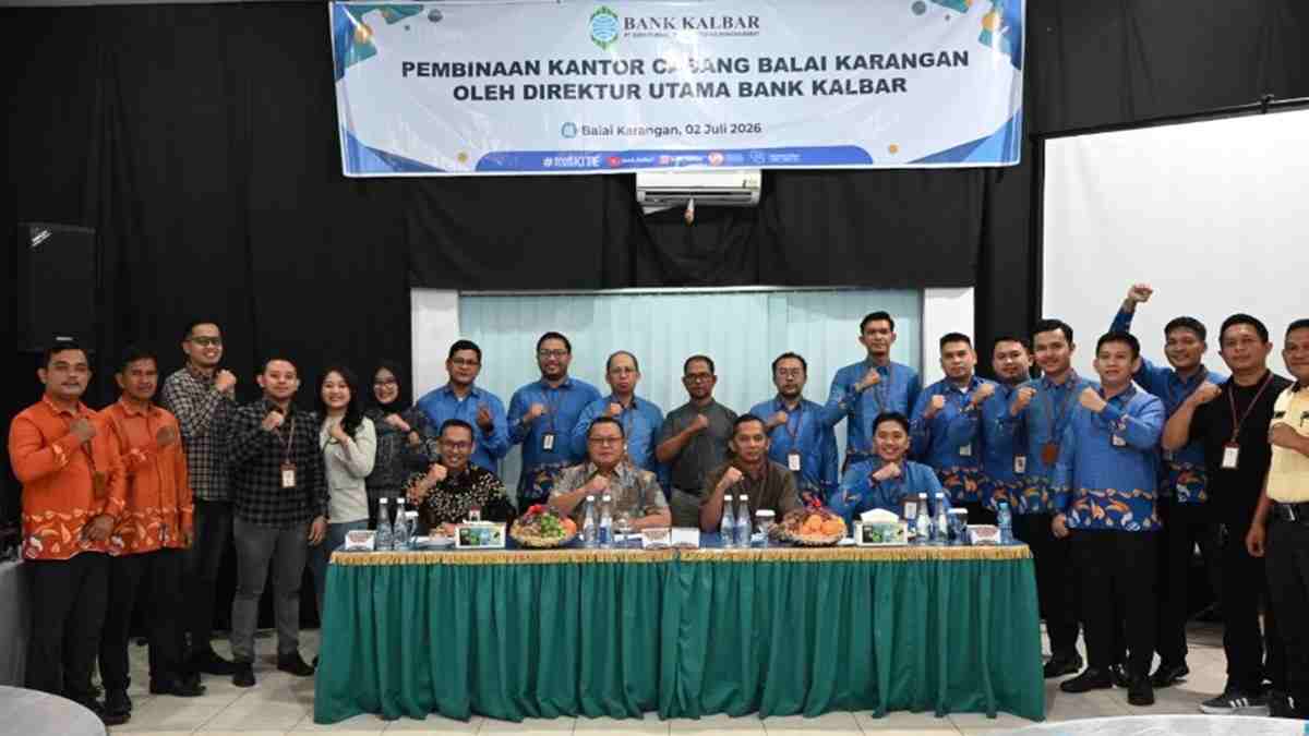 Dirut Bank Kalbar Kunjungi Sejumlah Cabang, Tekankan Soliditas SDM dan Digitalisasi Hadapi 2026
