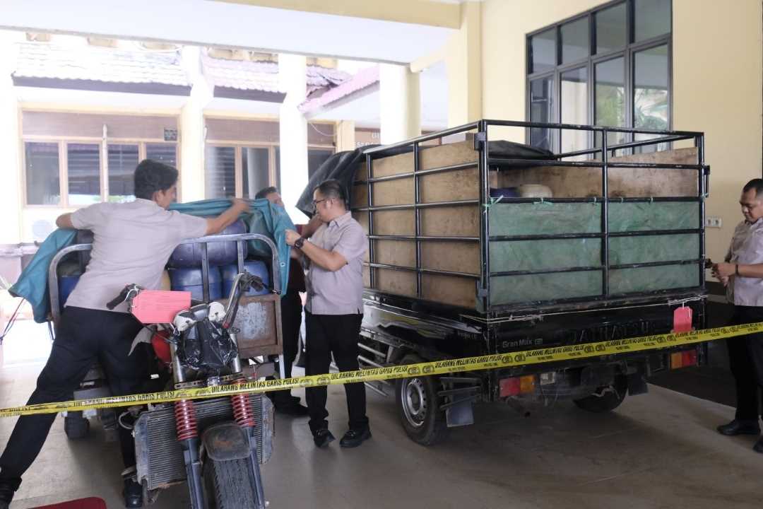 Tangkap 11 Pelaku Penyalahgunaan Migas, Polda Kalbar Sita Ribuan Liter Pertalite dan LPG Subsidi