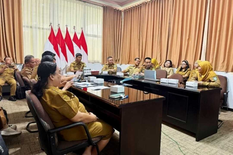 Usul Pembentukan 4 Kecamatan Baru di Sintang Terbentur Syarat Minimal 300 KK per Desa